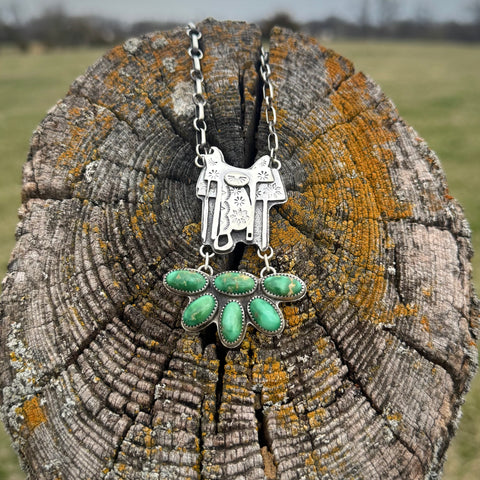 Emerald Valley Saddle Necklace
